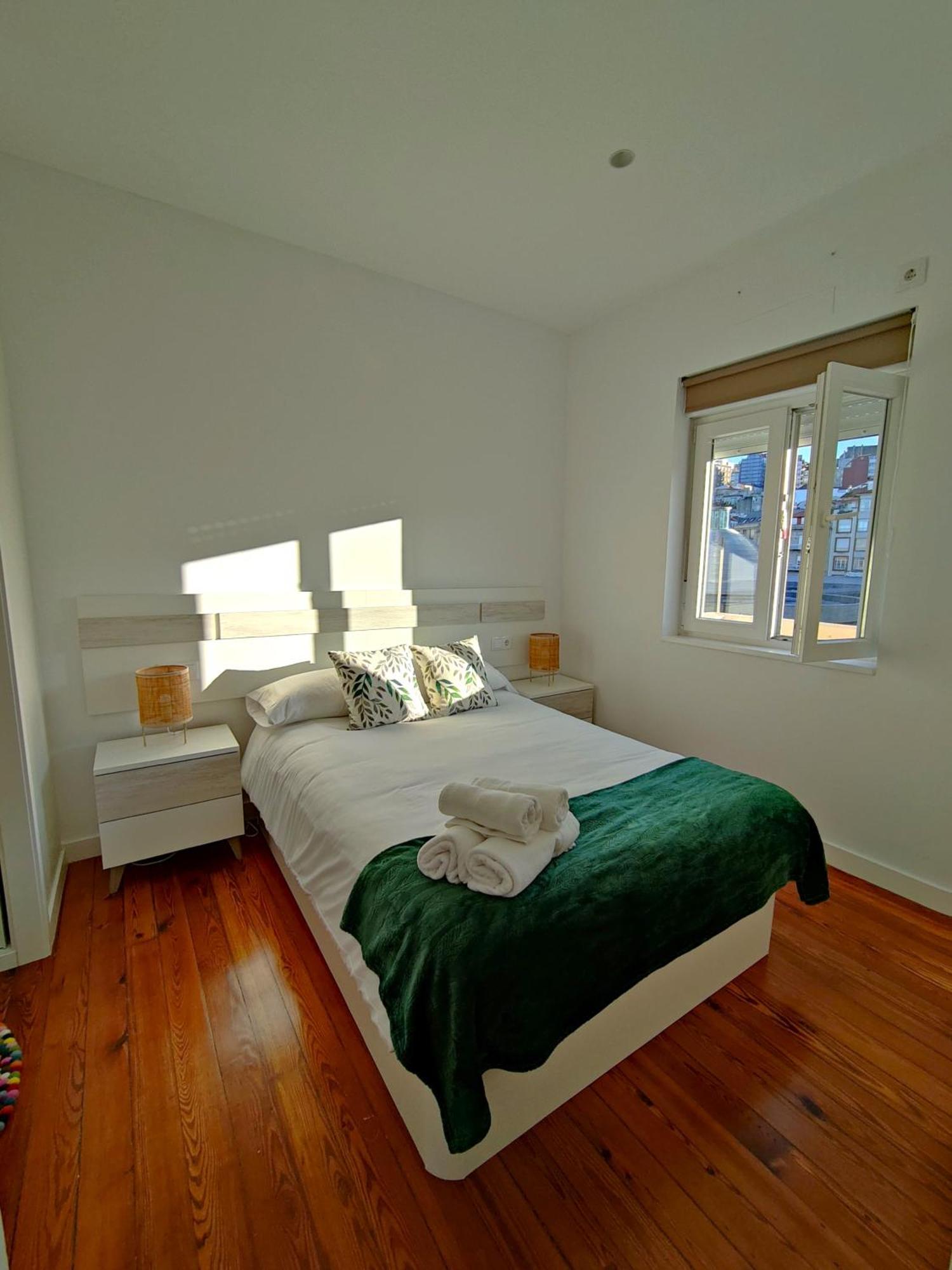 Apartamentos Principe Vigo Exterior photo